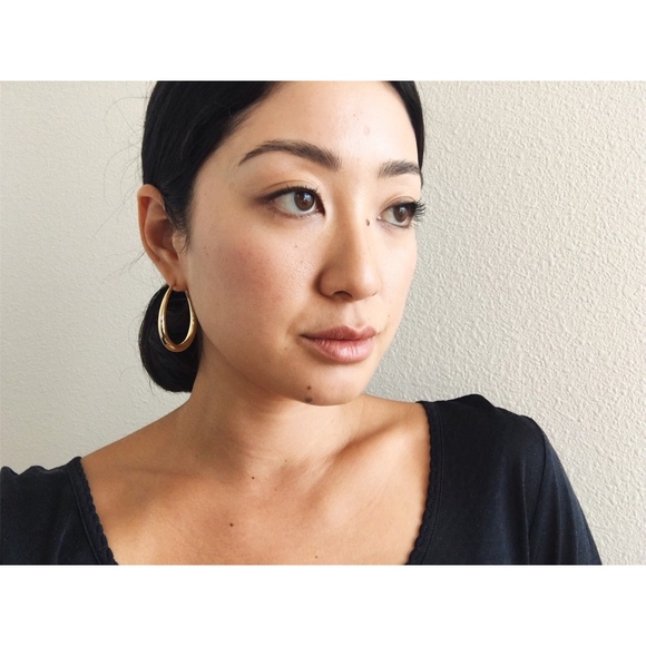 Jewelry - OPHELIA Gold Oval Hoops